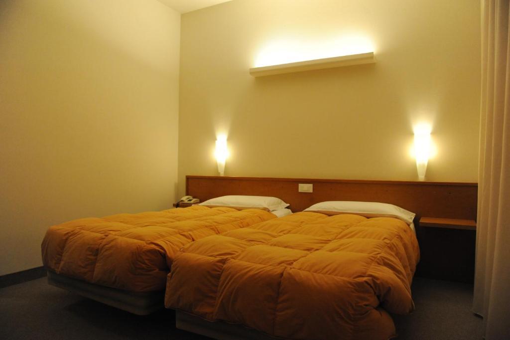 Albergo Al Sole Mezzolombardo Exterior foto